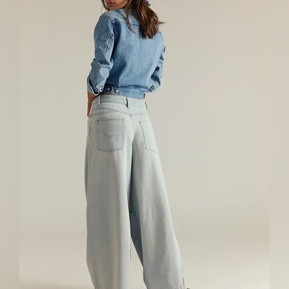 Free People We The Free Westward Demi Jeans - Picture 3 of 8